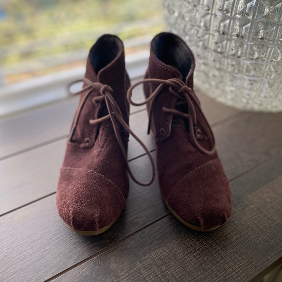 Toms Brown Wedge Booties Size W 5 - Picture 3 of 15